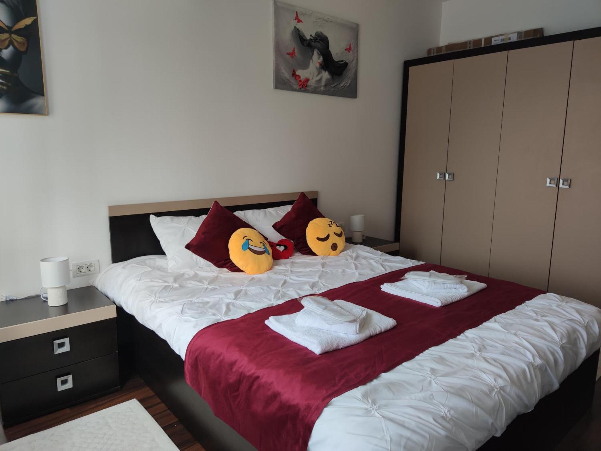 Cozy Magic House - Unirii Square Apartment Bukares Bagian luar foto