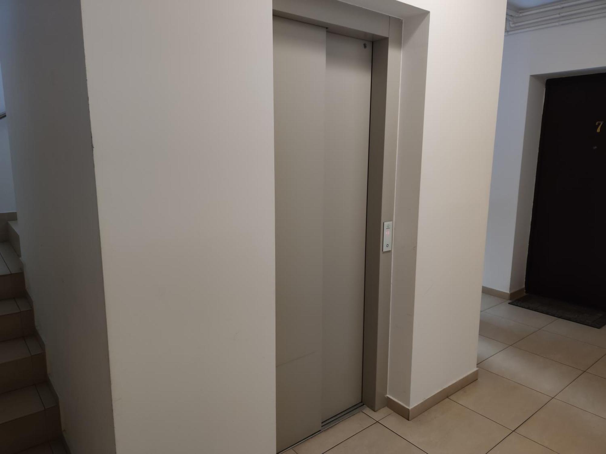 Cozy Magic House - Unirii Square Apartment Bukares Bagian luar foto