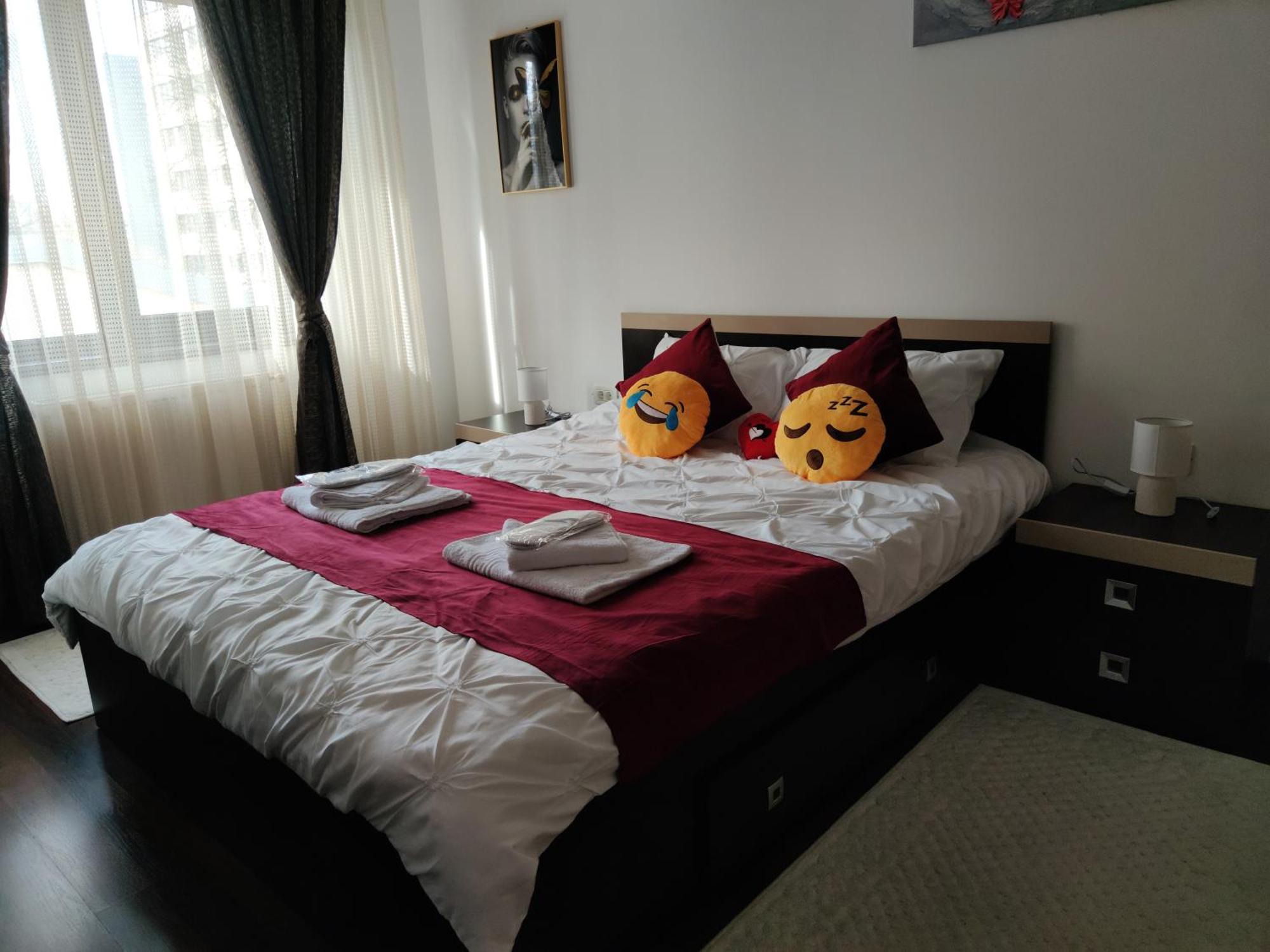 Cozy Magic House - Unirii Square Apartment Bukares Bagian luar foto