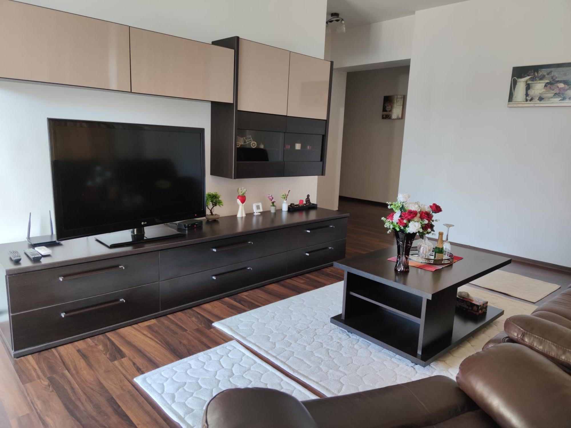 Cozy Magic House - Unirii Square Apartment Bukares Bagian luar foto